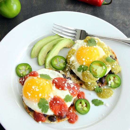 Huevos Divorciados (Divorced Eggs)