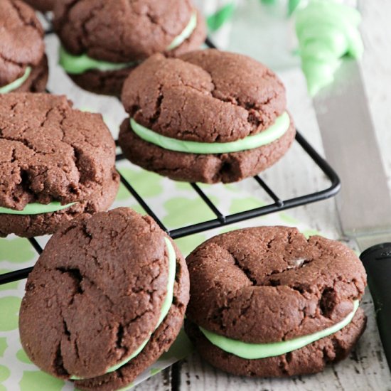 Mint Chocolate Sandwich Cookies