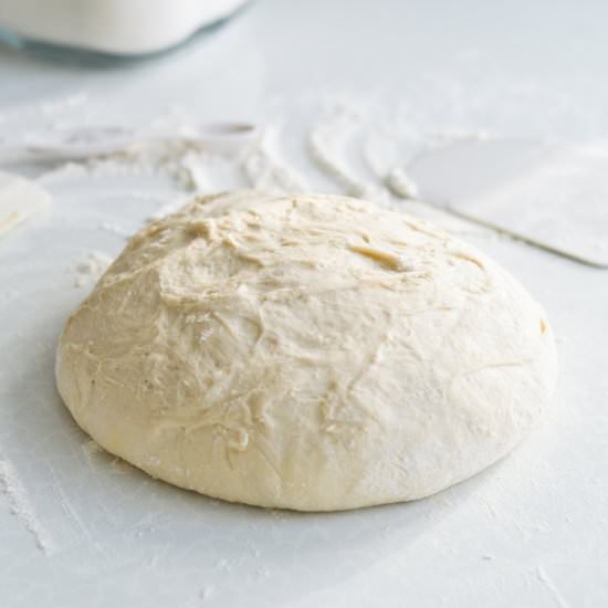 The best easy pizza dough