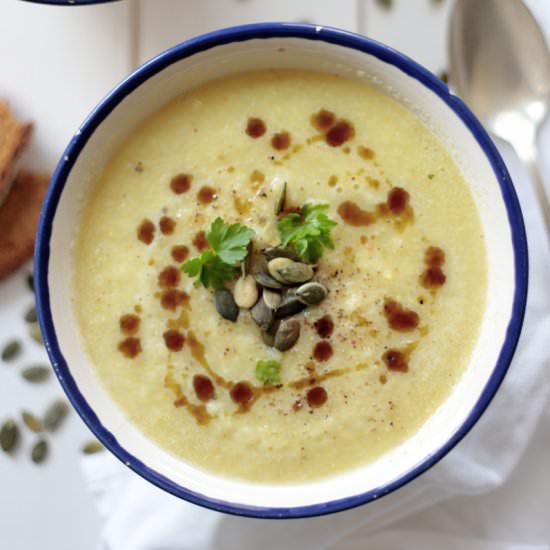 Roasted Cauliflower Soup