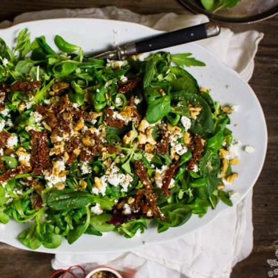 Baby spinach and feta cheese salad