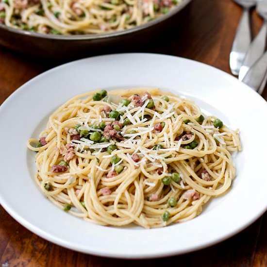 Spaghetti with Pancetta and Peas