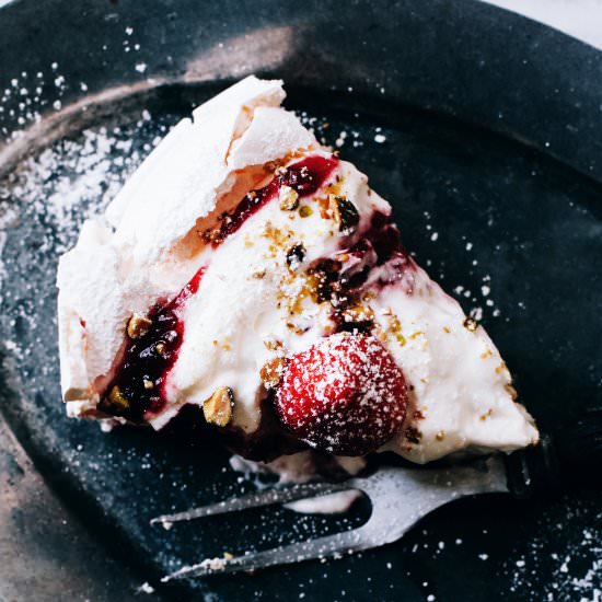 Strawberry Pavlova Recipe