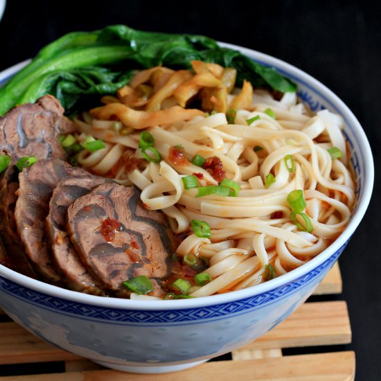 Taiwanese beef noodle soup