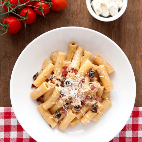 Pasta with Speck and Mascarpone