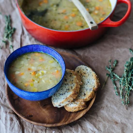 Foolproof Homemade Vegetable Broth