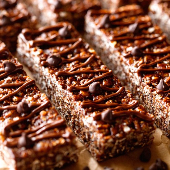 Chewy Chocolate Granola Bars