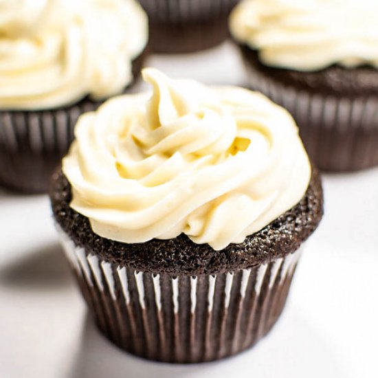 Guinness Cupcakes w/ Baileys Cream