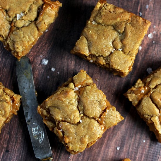 Salted Dulce de Leche Blondies