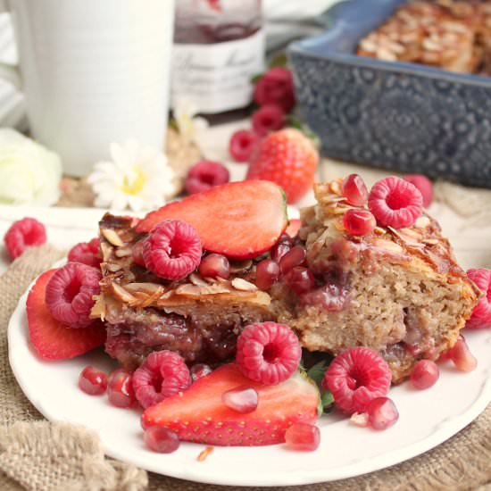 Strawberry Swirl Oat Almond Bake