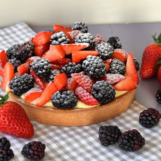 Berry Tart with Lychee Cream