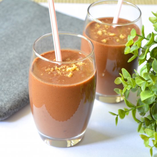 6 ingredient Cacao Banana Smoothie