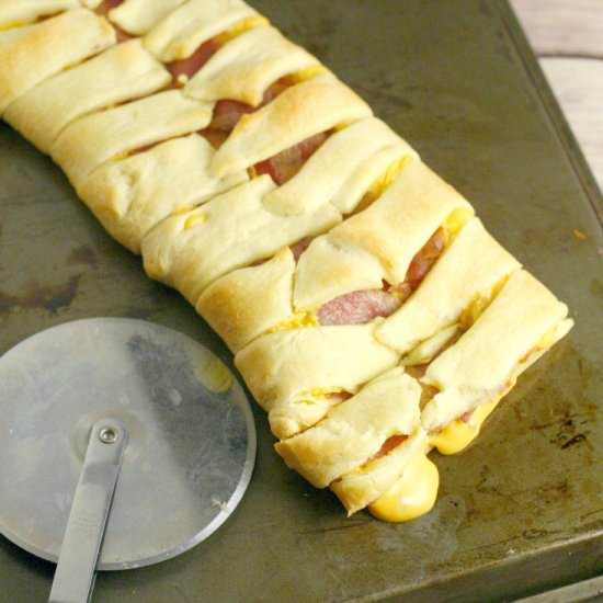 Bacon Grilled Cheese Braid