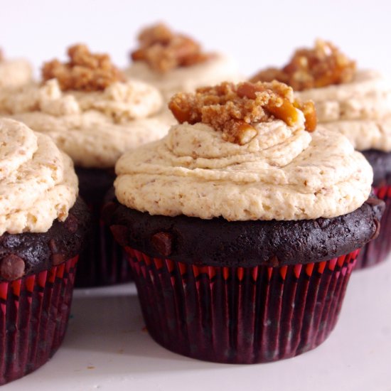 Guinness Chocolate Pretzel Cupcakes