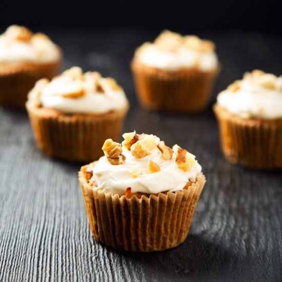 Vegan Carrot Cake Cupcakes