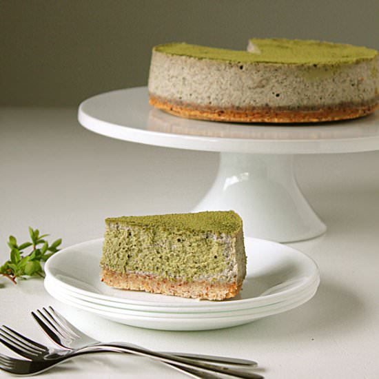 Matcha Black Sesame Cheesecake