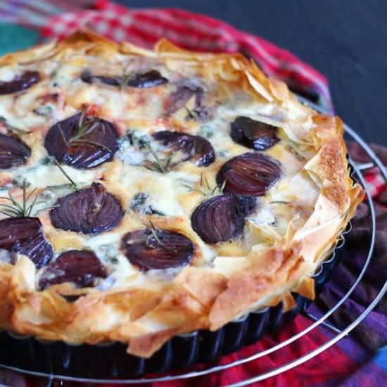 Onion Beetroot Gorgonzola Quiche