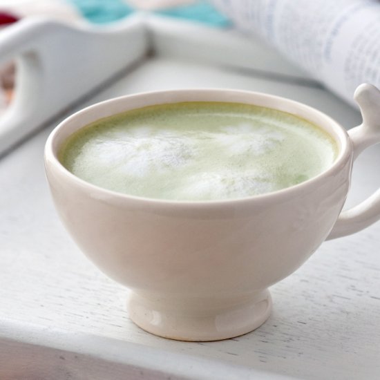 Coconut MIlk Matcha Latte