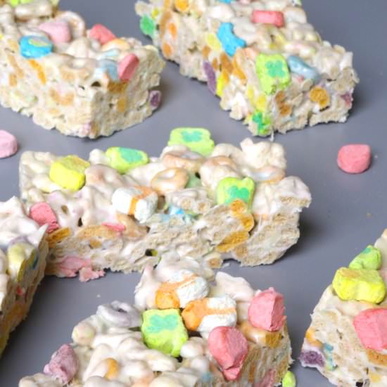 Lucky Charms Marshmallow Bars