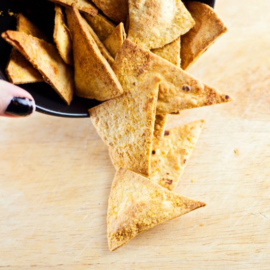 Baked Cheezy Garlic Corn Chips