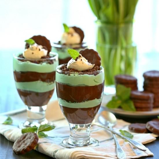 Skinny Mint Chocolate Parfait