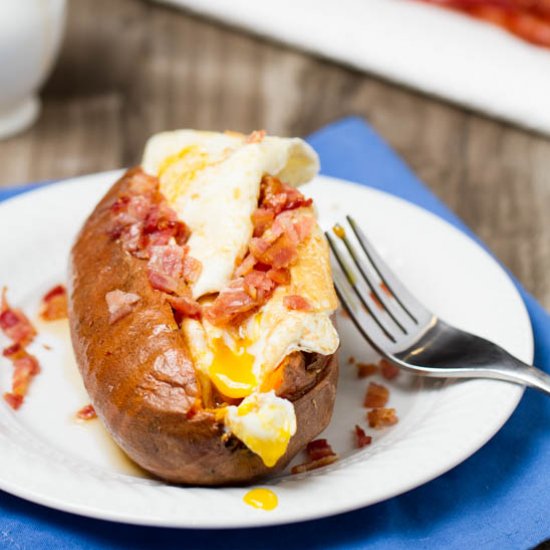 Breakfast Stuffed Sweet Potatoes