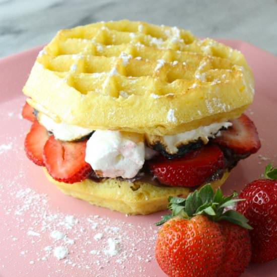 Strawberry S’mores Waffle Sandwich