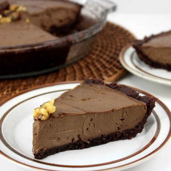 Chocolate Avocado Cream Pie