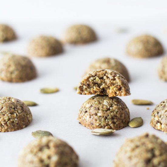 Pumpkin Seed Macaroons