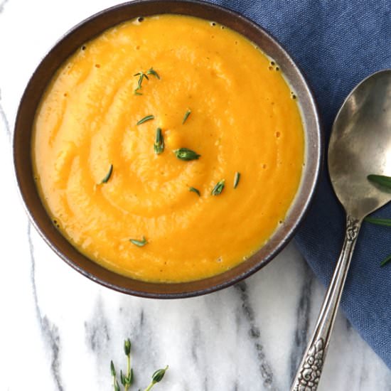 Curried carrot and parsnip soup