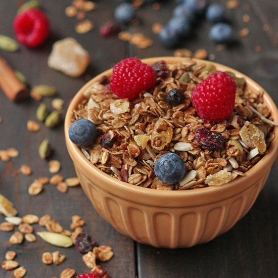 Easy Homemade Granola