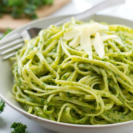 Creamy Pesto Alfredo Fettuccine