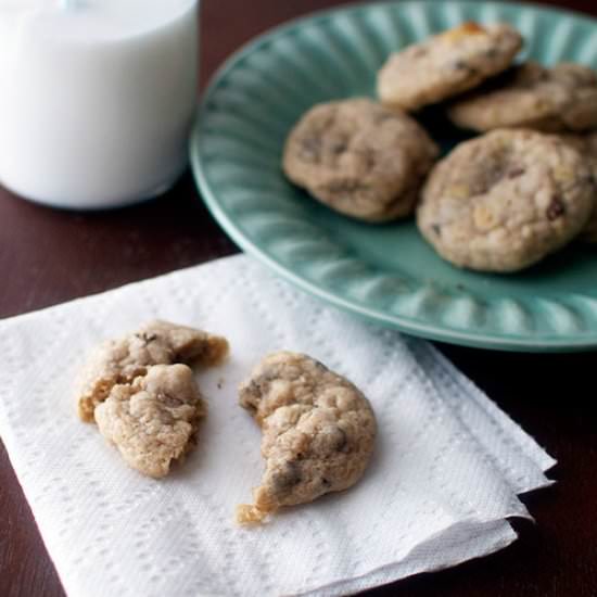 Soft & Chewy Chocolate Chip Cookies