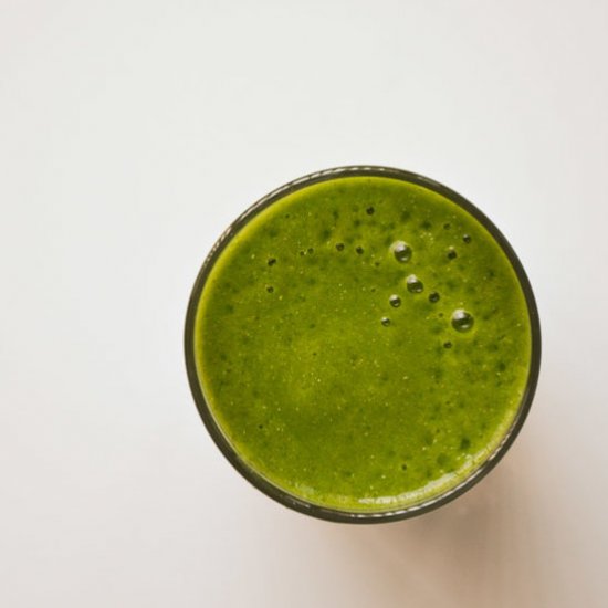 Kale Mango Green Smoothie