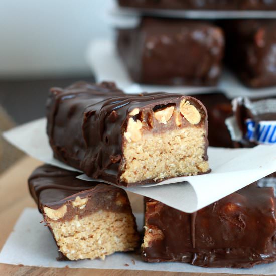 Healthy Homemade Snickers Bars