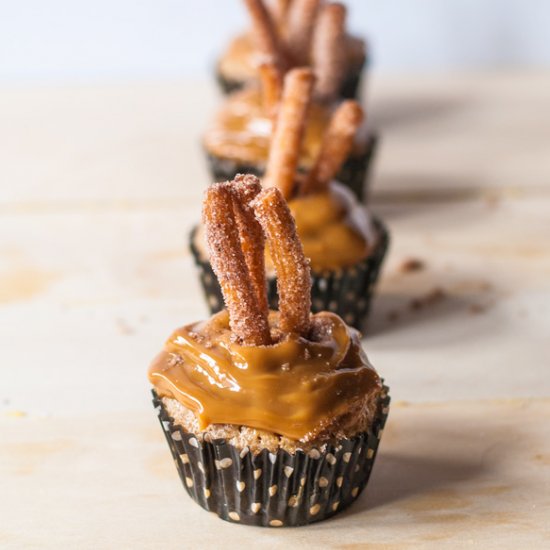 Churro Cupcakes w Dulce de Leche