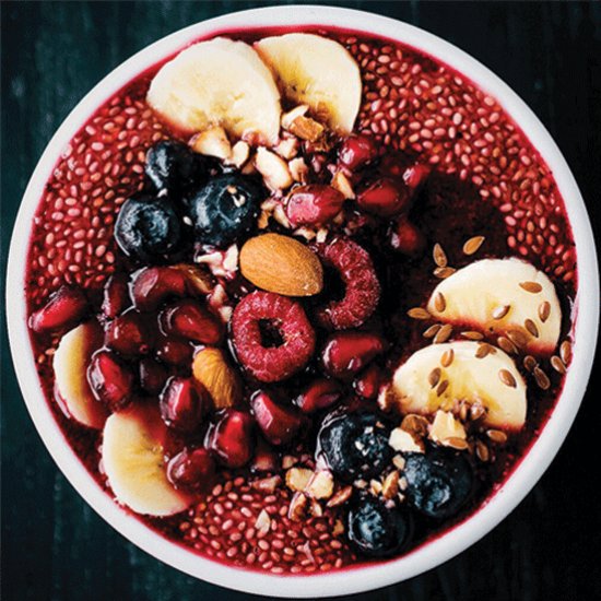 Raspberry Coconut Smoothie Bowl