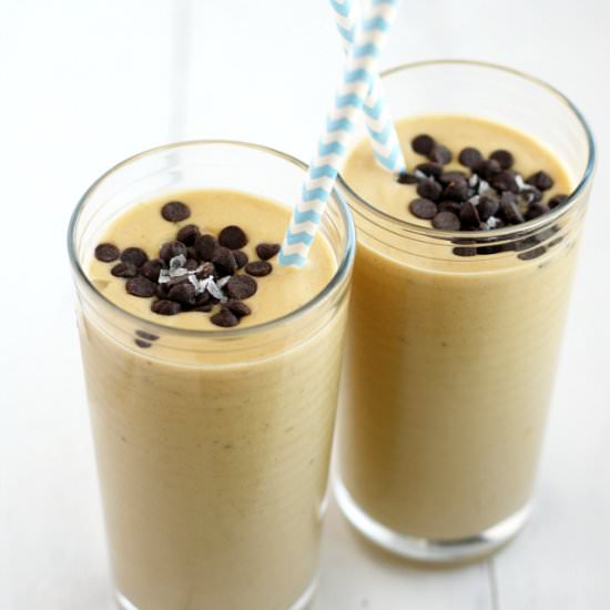 Peanut Butter Banana Milkshakes