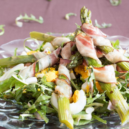 Dandelion with Asparagus and Eggs