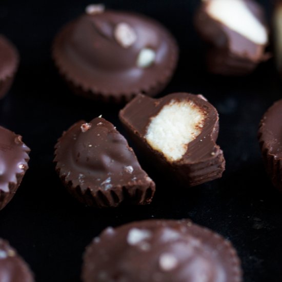 Creamy Peppermint Coconut Cups