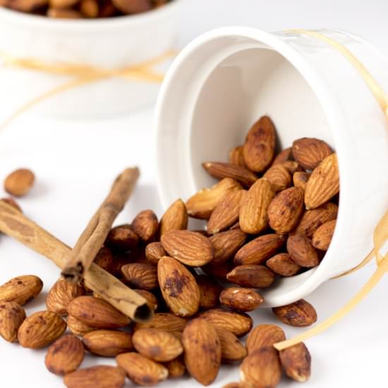 10-Minute Cinnamon Roasted Almond