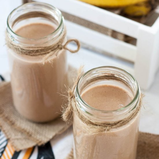 Chocolate Oat Smoothie with Banana