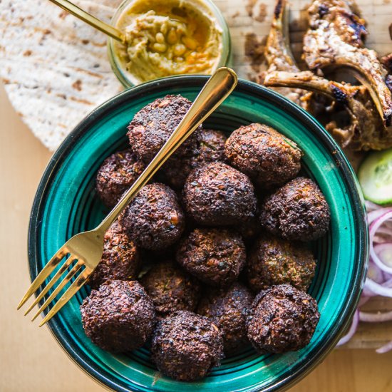 Dates & Raisins Falafel