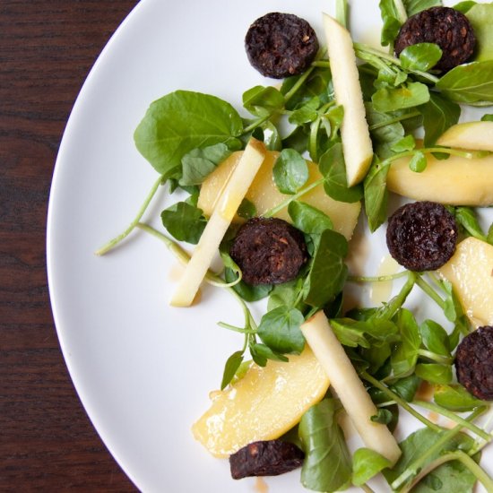 Apple, black pudding salad