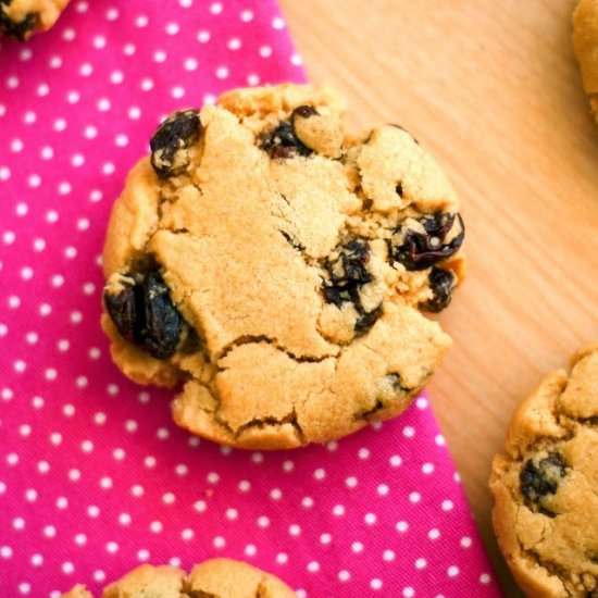 Peanut Butter Raisin Cookies