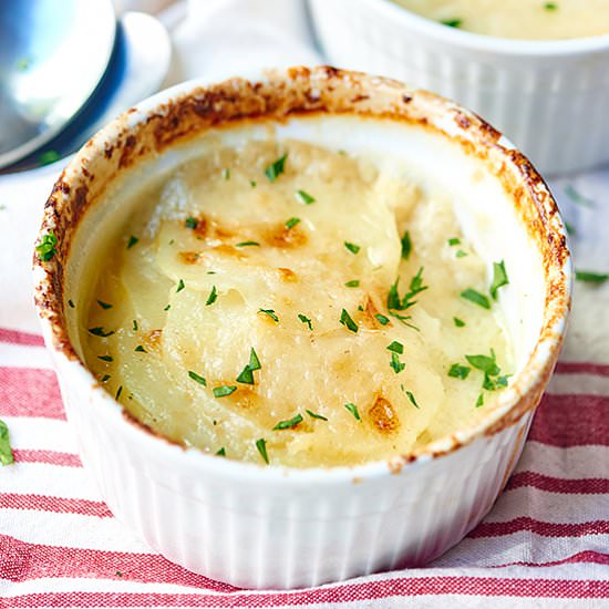 Cheesy Scalloped Potato Gratin