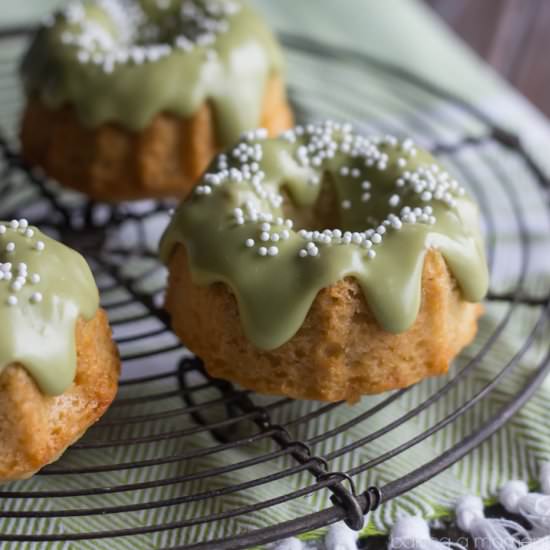 Matcha Almond Tea Cakes