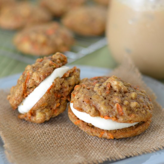 Carrot Cake Whoopie Pies