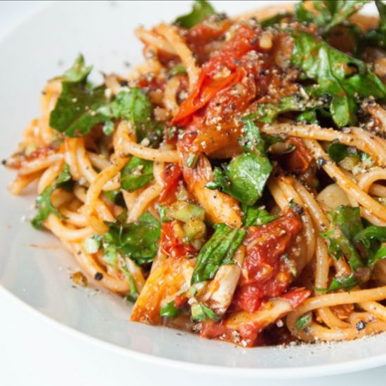 Pasta with Melted Tomatoes and Kale