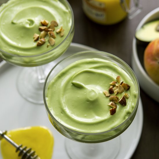 Avocado honey mousse